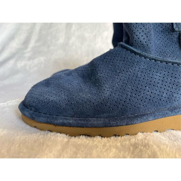 UGG Classic Mini Unlined Perforated Boots – Blue Sz 7 (1016852) - Picture 9 of 16